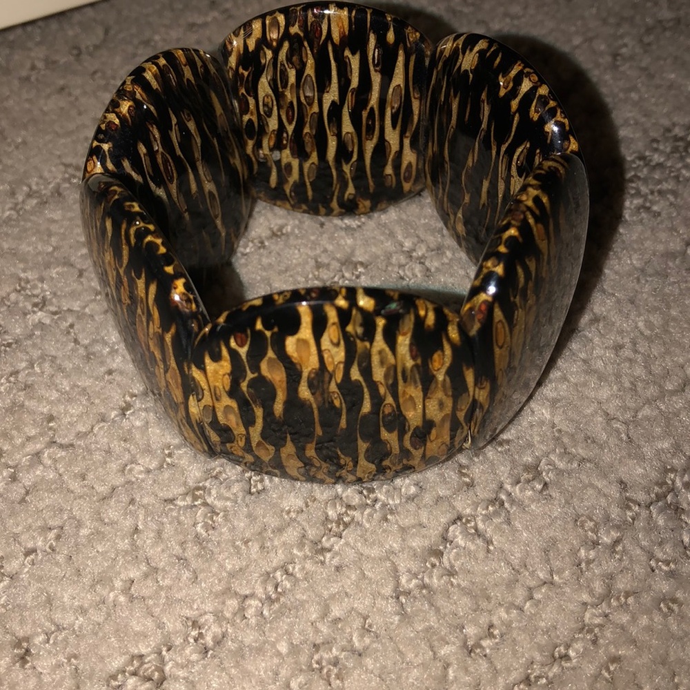 Wooden bangle bracelet